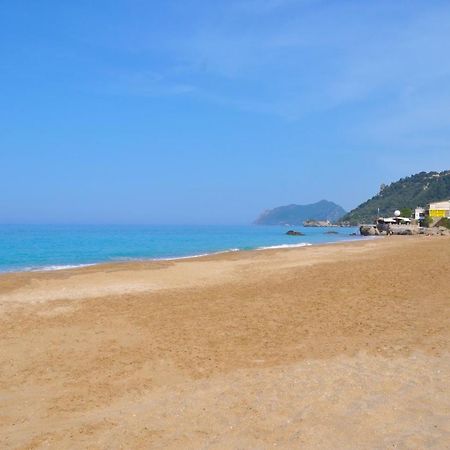 Apartments Maria With Amazing Pool - Agios Gordios Beach Exterior photo